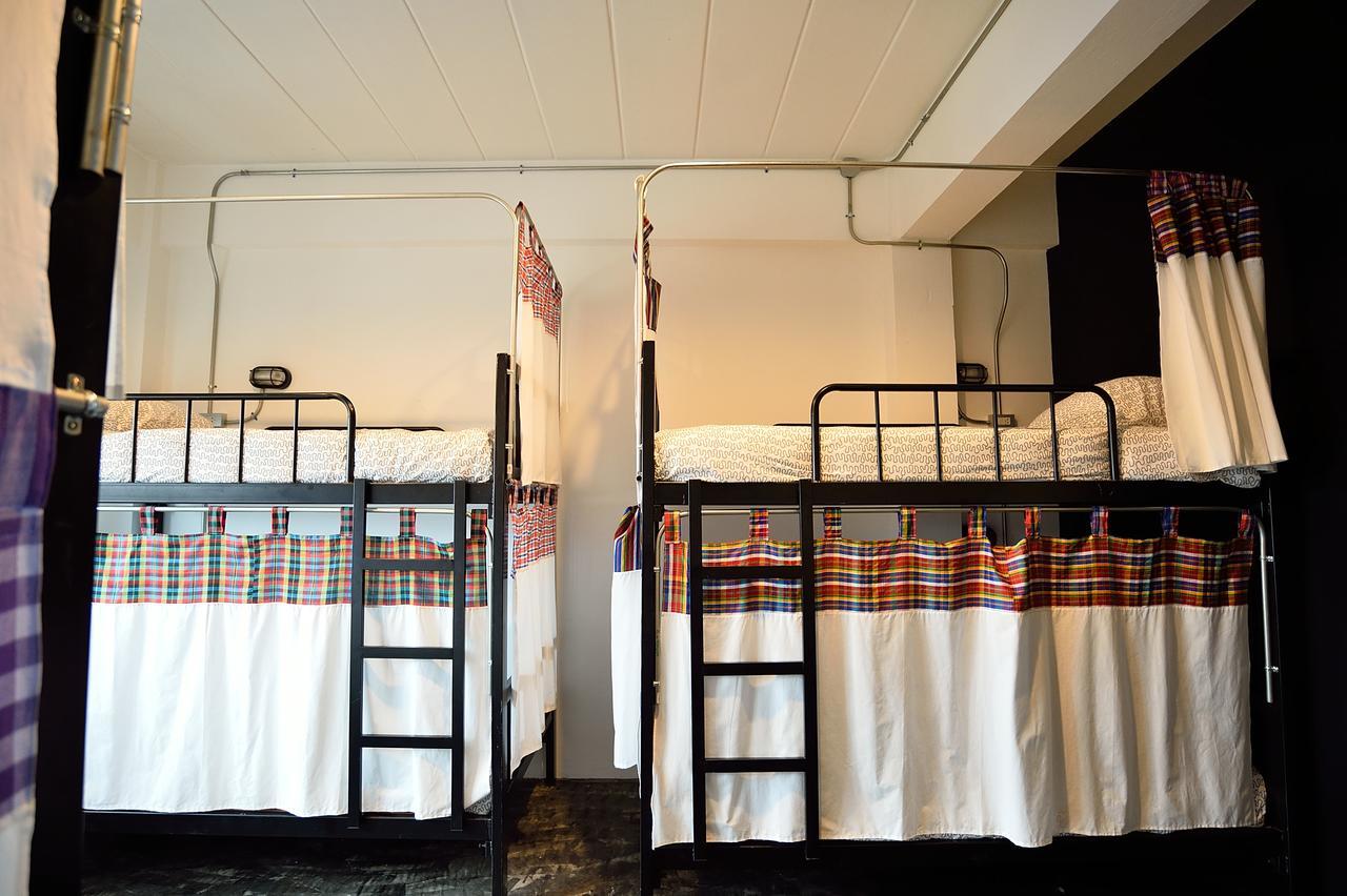 Allsum Hostel Phranakhonszi Ajutthaja Szoba fotó