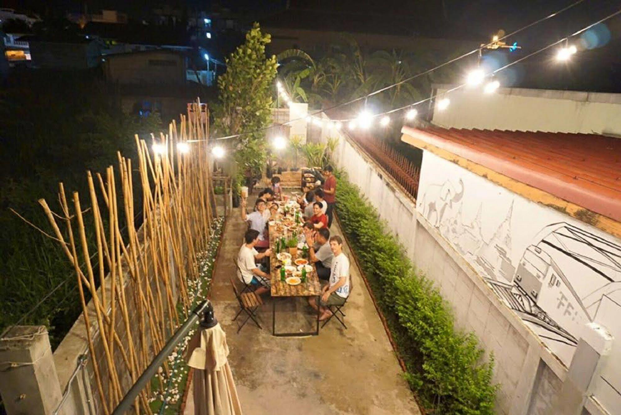 Allsum Hostel Phranakhonszi Ajutthaja Kültér fotó